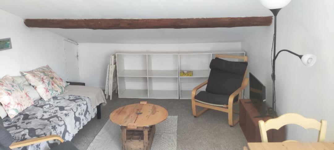 Chez Bichette Saint Maximin Apartment ภายนอก รูปภาพ